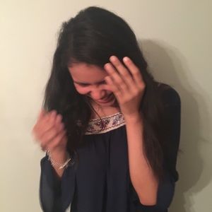 Meet your Posher, Laisha